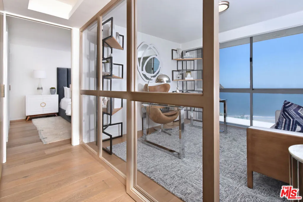 201 Ocean Avenue 906p, Santa Monica, California 90402 home-pic-21